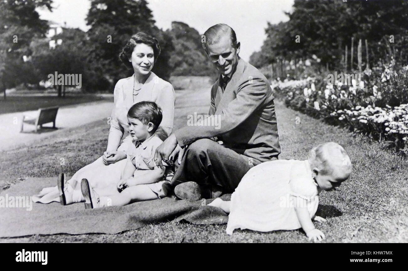 Fotografische Porträt der Prinzessin Anne und Prinz Charles. Anne, Princess Royal (1950-) das zweite Kind und einzige Tochter von Königin Elizabeth II. und Prinz Philip, Herzog von Edinburgh. Charles, Prinz von Wales (1948-) die Thronfolger von Königin Elizabeth II. Vom 20. Jahrhundert Stockfoto