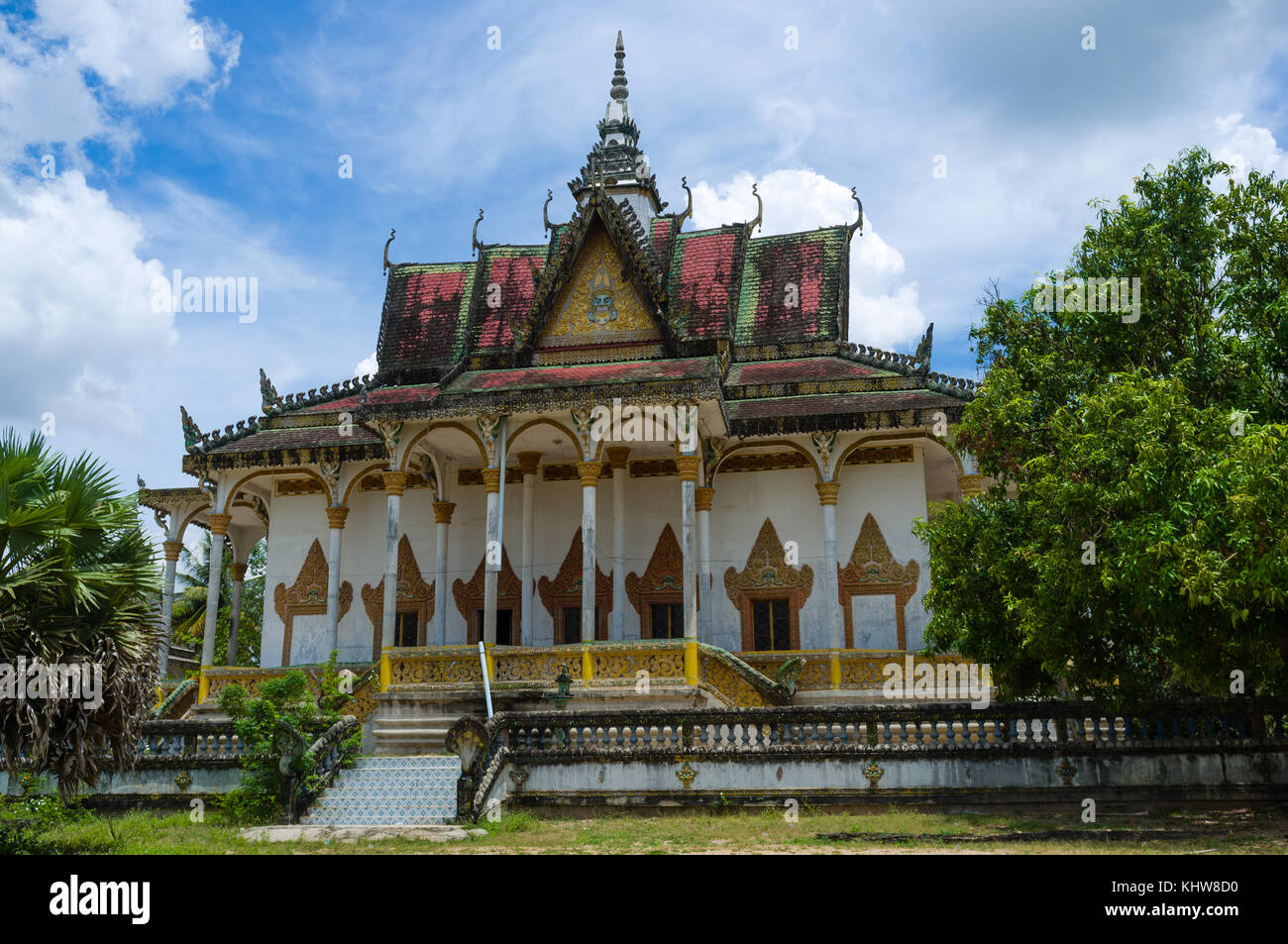 Wat Kbal Damrei (bedeutet Elefantenkopf in Khmer) in Kampong Chhnang, Kambodscha Stockfoto