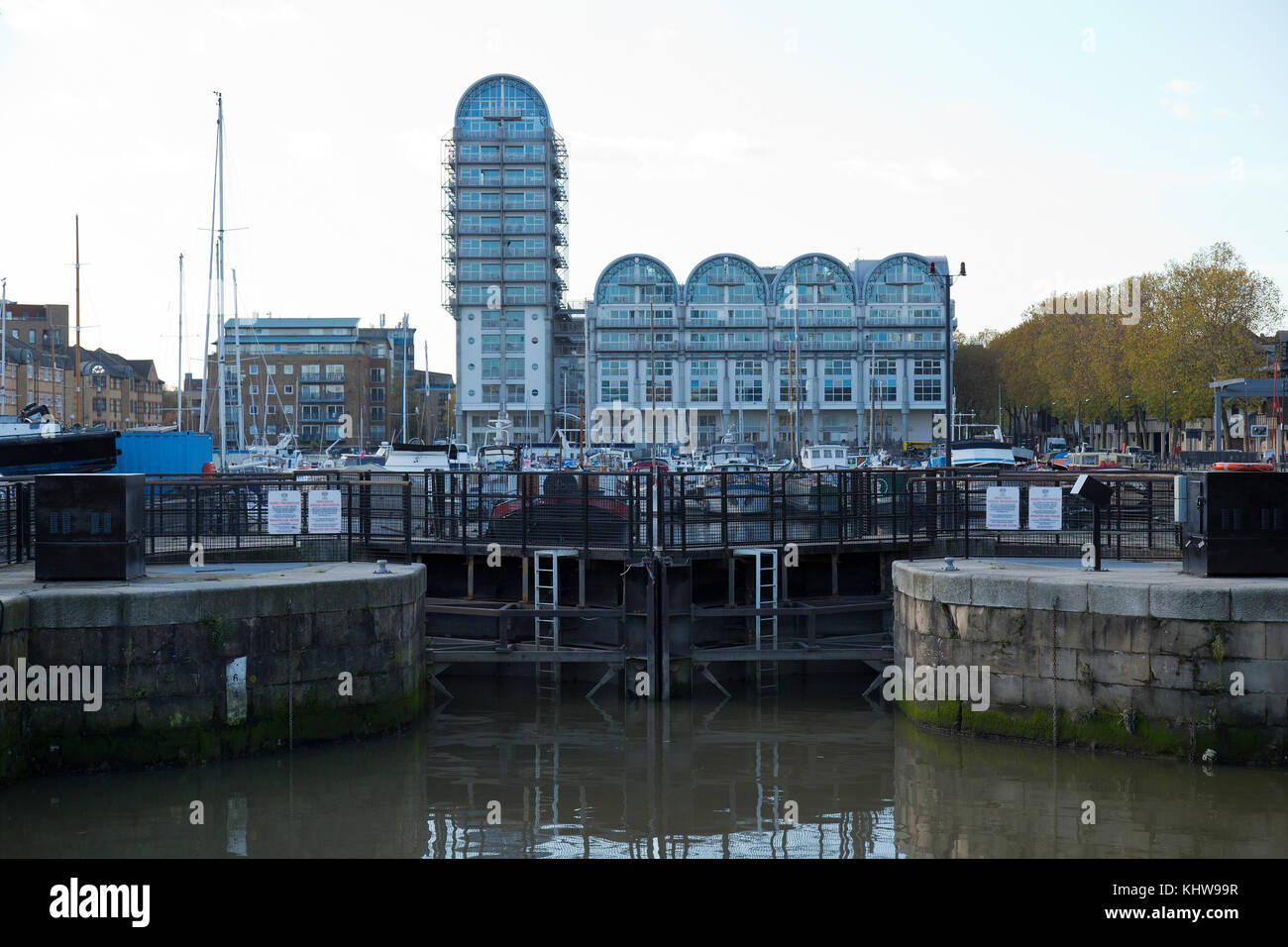 Blick auf South Dock Marina in Rotherhithe London Vereinigtes Königreich Stockfoto