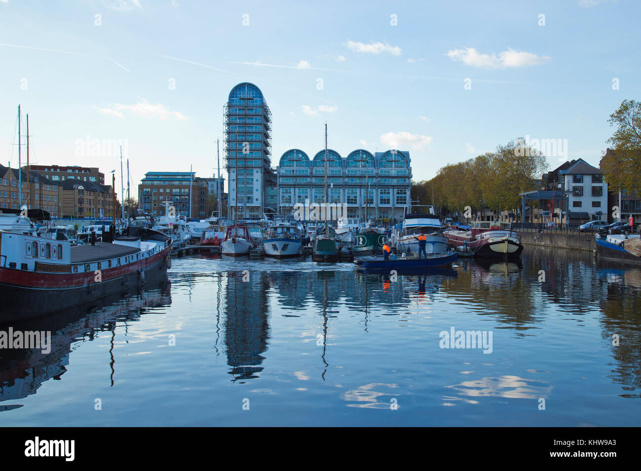 South Dock Marina im Winter, Rotherhithe London Vereinigtes Königreich Stockfoto