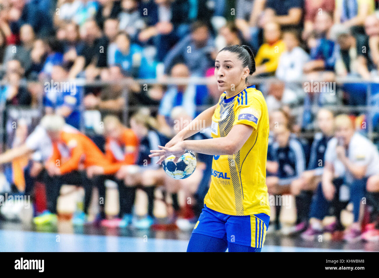 November 19, 2017: patricia matieli Machado Nr. 49 (vistal gdyia) während der Frau EHF Champions League Spiel zwischen csm Bukarest vs (ROU) Vistal Gdynia (Pol) bei Dinamo polyvalenten Halle in Bukarest, Rumänien, Rou. copyright: Cronos/Catalin soare Stockfoto