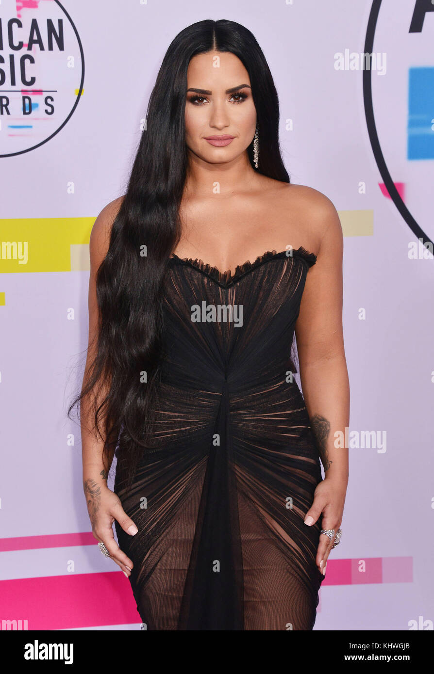 Los Angeles, USA. 19 Nov, 2017. Demi Lovato 056 kommt an der 2017 American Music Awards bei Microsoft Theater am 19. November 2017 in Los Angeles, Kalifornien Quelle: tsuni/usa/alamy leben Nachrichten Stockfoto
