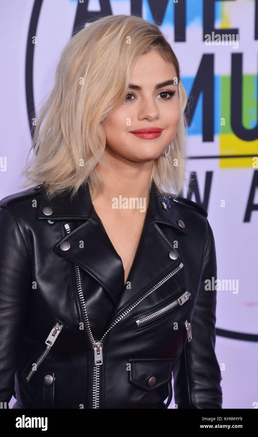 Los Angeles, USA. 19 Nov, 2017. Selena Gomez091 kommt an der 2017 American Music Awards bei Microsoft Theater am 19. November 2017 in Los Angeles, Kalifornien Quelle: tsuni/usa/alamy leben Nachrichten Stockfoto