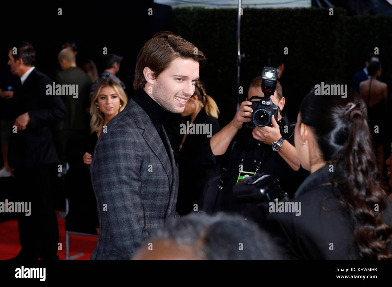 Los Angeles, USA. 19 Nov, 2017. patrick Schwarzenegger 2017 American Music Awards bei Microsoft Theater am 19. November besucht, 2017 in Los Angeles, Kalifornien. Credit: geisler - fotopress/alamy leben Nachrichten Stockfoto
