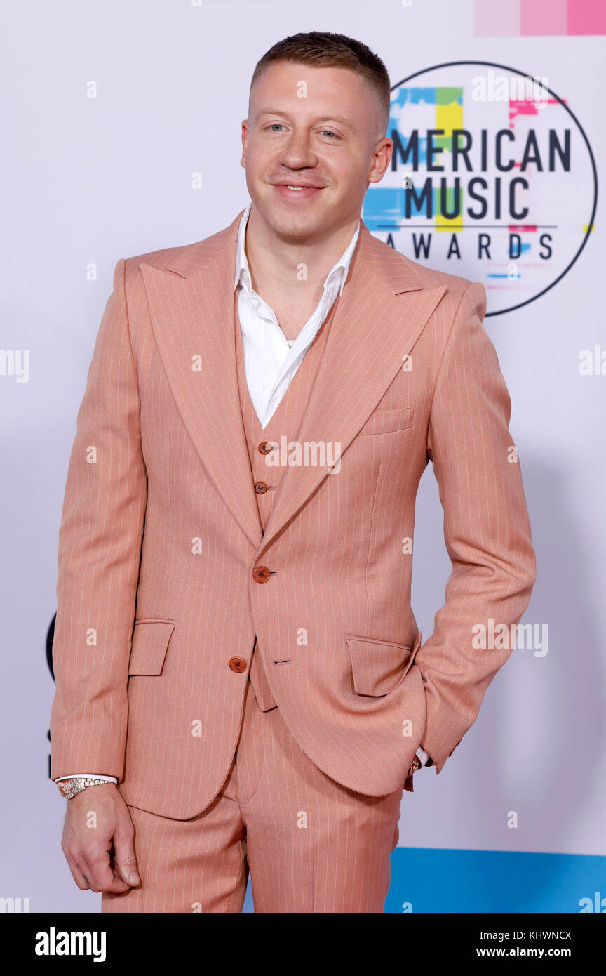 Los Angeles, USA. November 2017. Macklemore nimmt am 19. November 2017 an den American Music Awards 2017 im Microsoft Theater in Los Angeles, Kalifornien, Teil. Quelle: Geisler-Fotopress/Alamy Live News Stockfoto