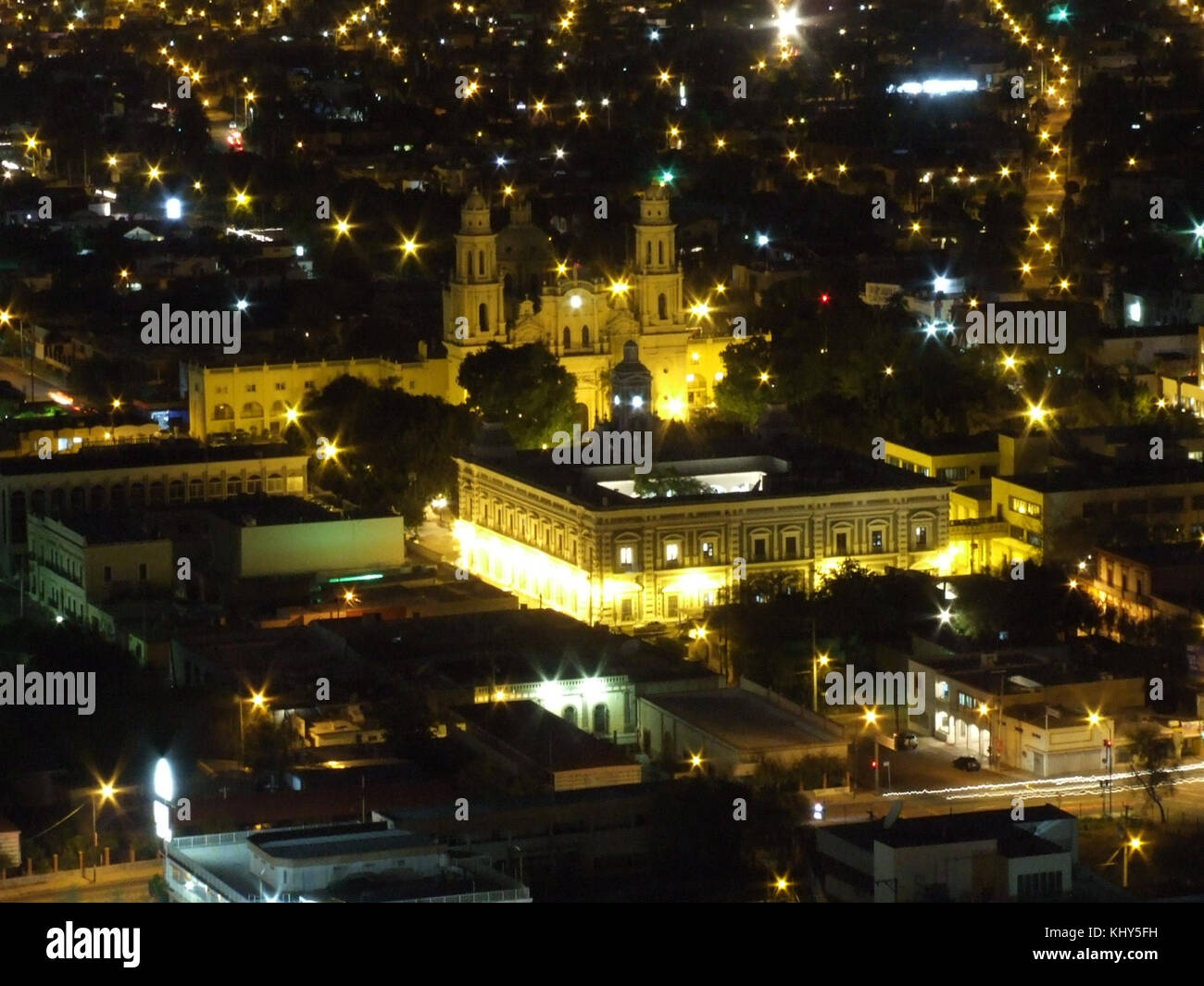 Hermosillo's Cathedral und das State House von Cerro de la Campana Stockfoto
