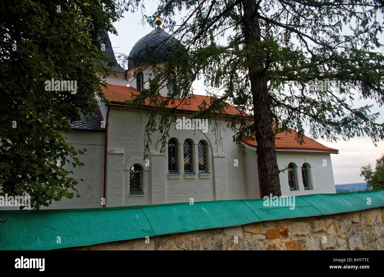 Der Stein orthodoxe Kirche im Sommer in Russland Oblast Tula Stockfoto