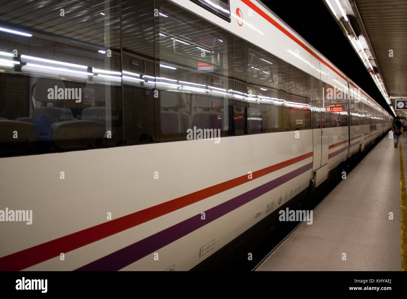 Barcelona u-Bahn-Zug Stockfoto