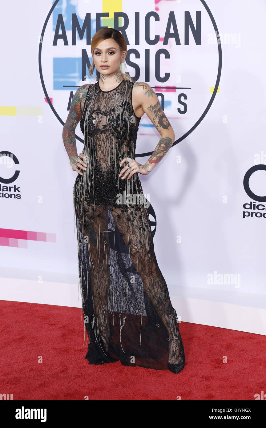 Kehlani nimmt am 19. November 2017 an den American Music Awards 2017 im Microsoft Theater in Los Angeles, Kalifornien, Teil. Verwendung weltweit Stockfoto