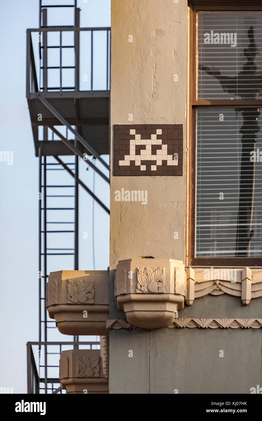 Space Invader street art in der Nähe von, Hollywood Blvd. Stockfoto