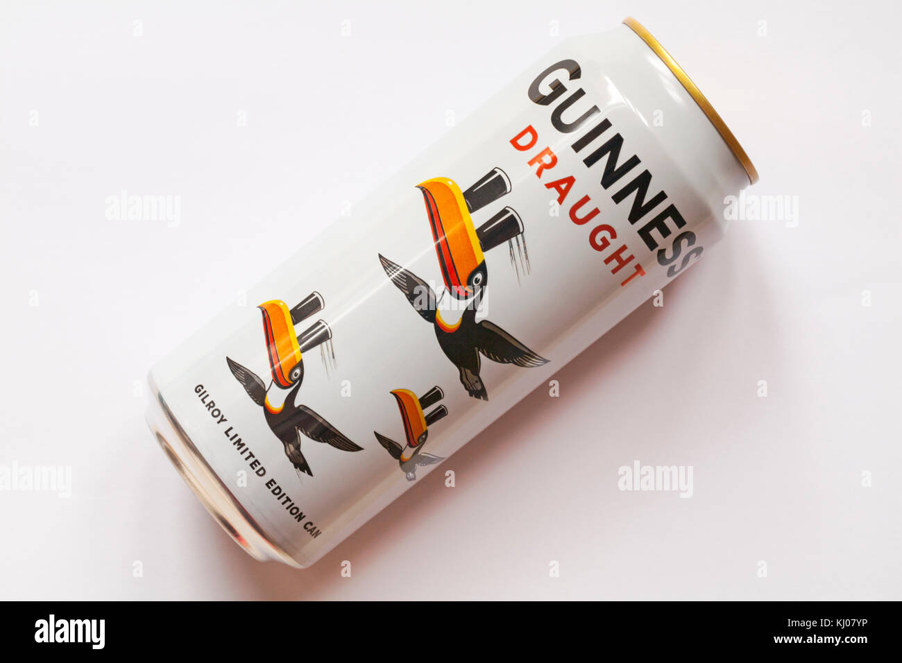Guinness Draught - Limited Edition Guinness Dosen mit kultigen John gilroys Toucan Artwork - können einzelne auf weißem Hintergrund basierend auf ads Stockfoto