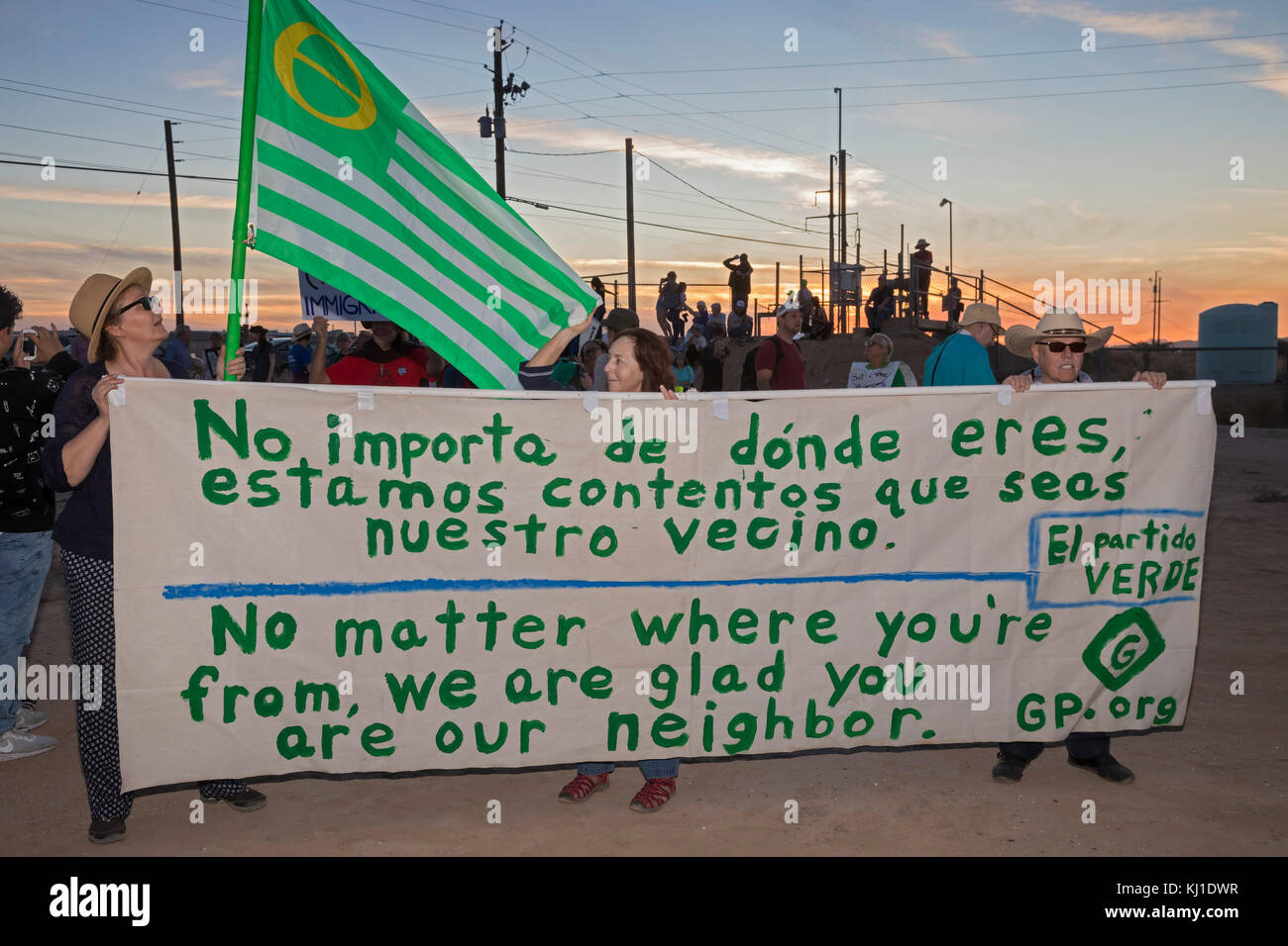 Eloy, Arizona - eine Kundgebung und mahnwache an der Eloy migrant Detention Center Proteste die Inhaftierung von Migranten ein besseres Leben in den Usa suchen Stockfoto