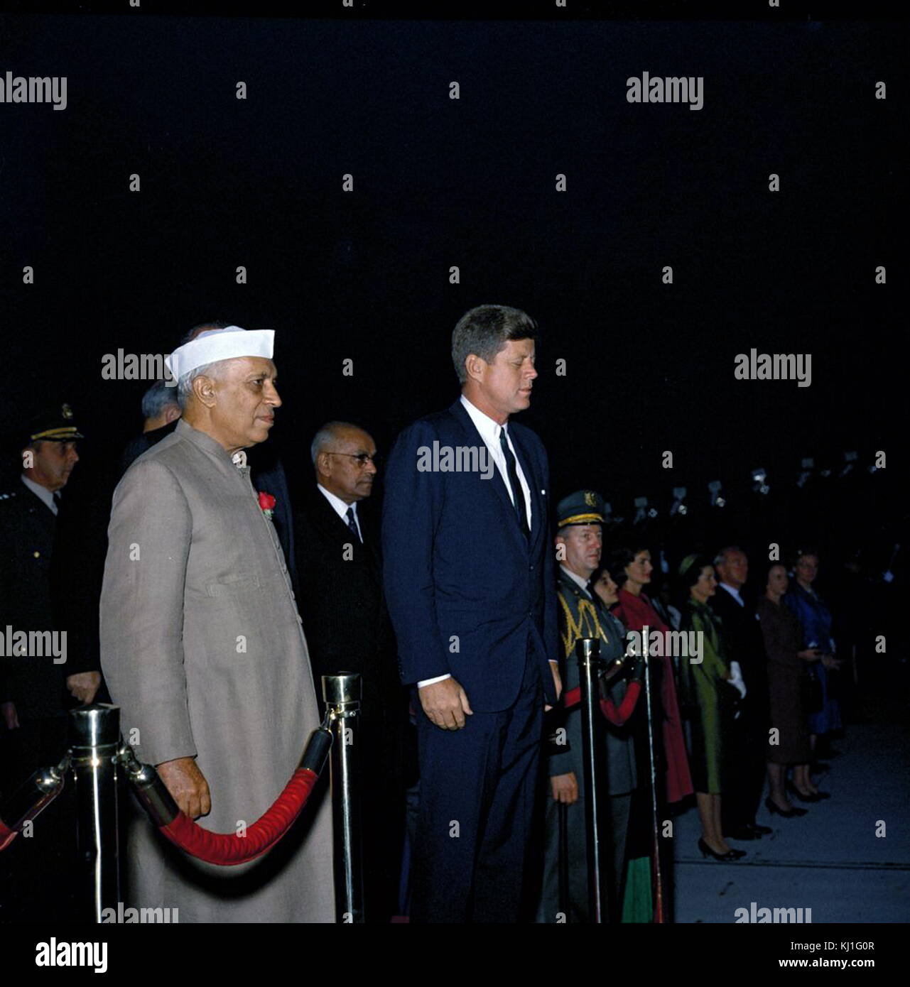 Jawaharlal Nehru (1889-756) Der indische Premierminister mit US-Präsident John F. Kennedy (1917-1963) im Weißen Haus 1962 Stockfoto