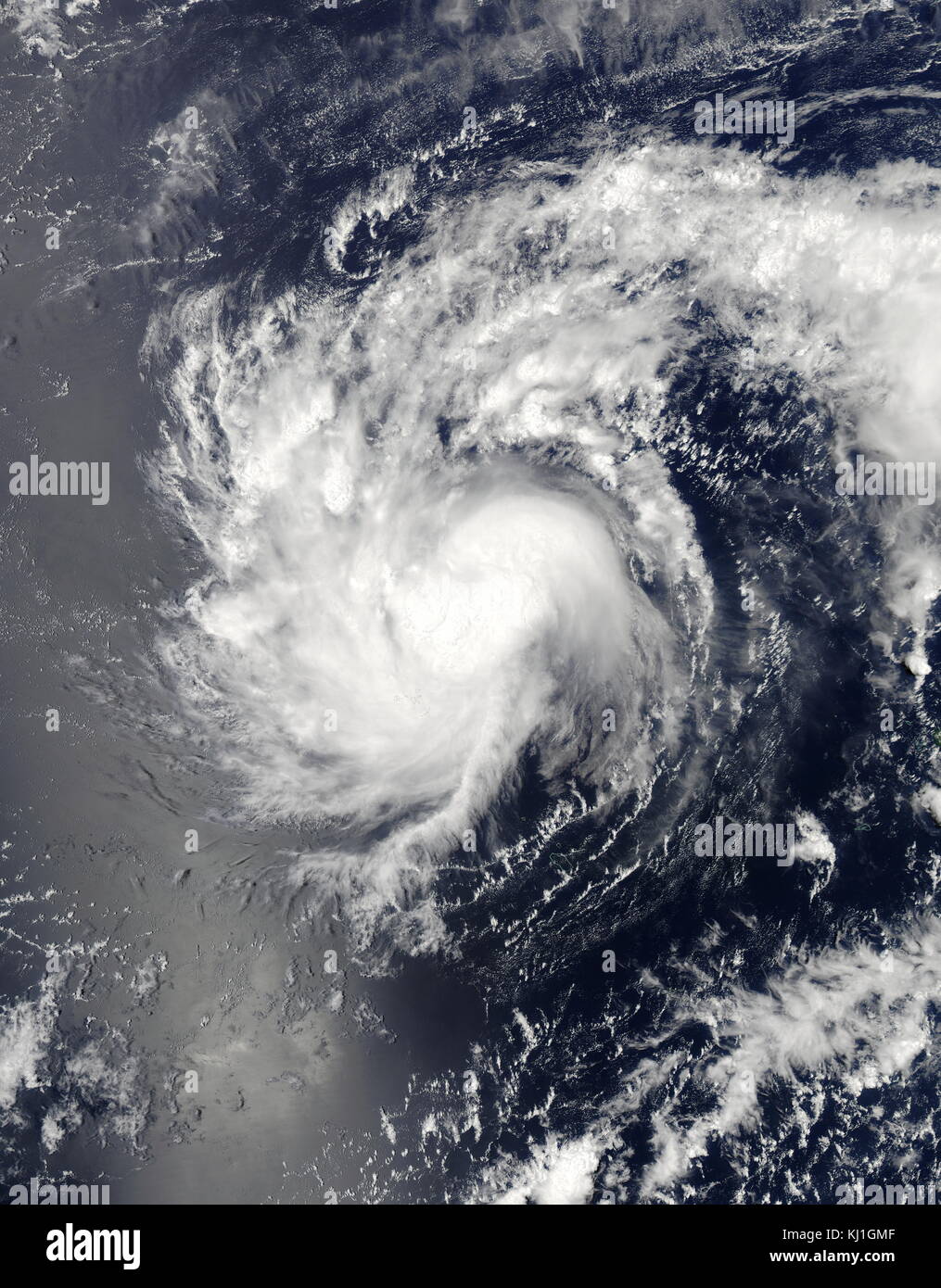 Tropischer Sturm Haishen am 4. April 2015 und nord-nordöstlich von Chuuk, im Pazifischen Ozean Stockfoto