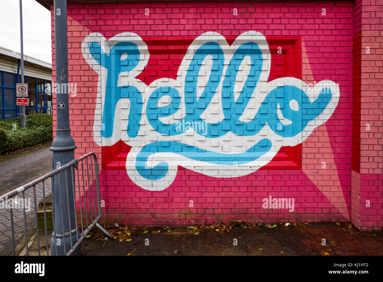 Hallo an die Wand gemalt in Leeds Stockfoto