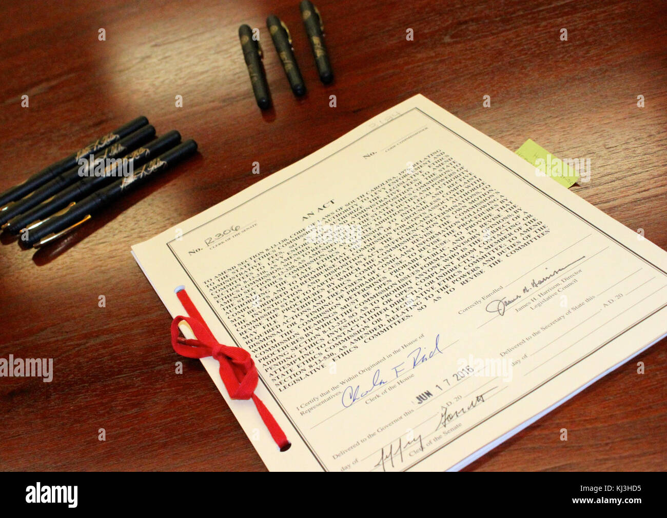 Nikki Haley Bill Signings - Ethik Reform & Unabhängige Untersuchungen (27788549141) Stockfoto