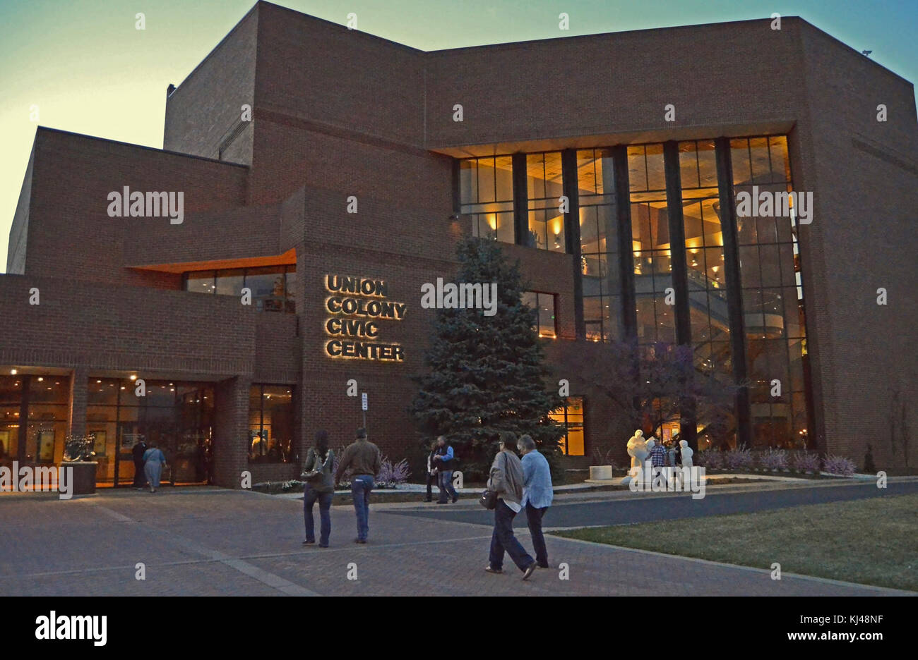 Union Colony Civic Center (33734957090) Stockfoto
