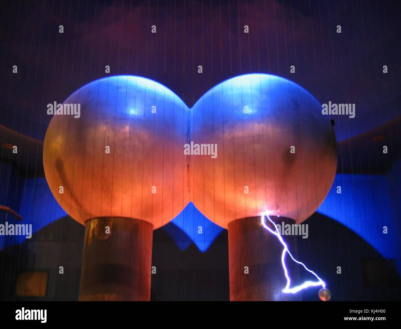 BosMusOSci VanDGLightening Stockfoto
