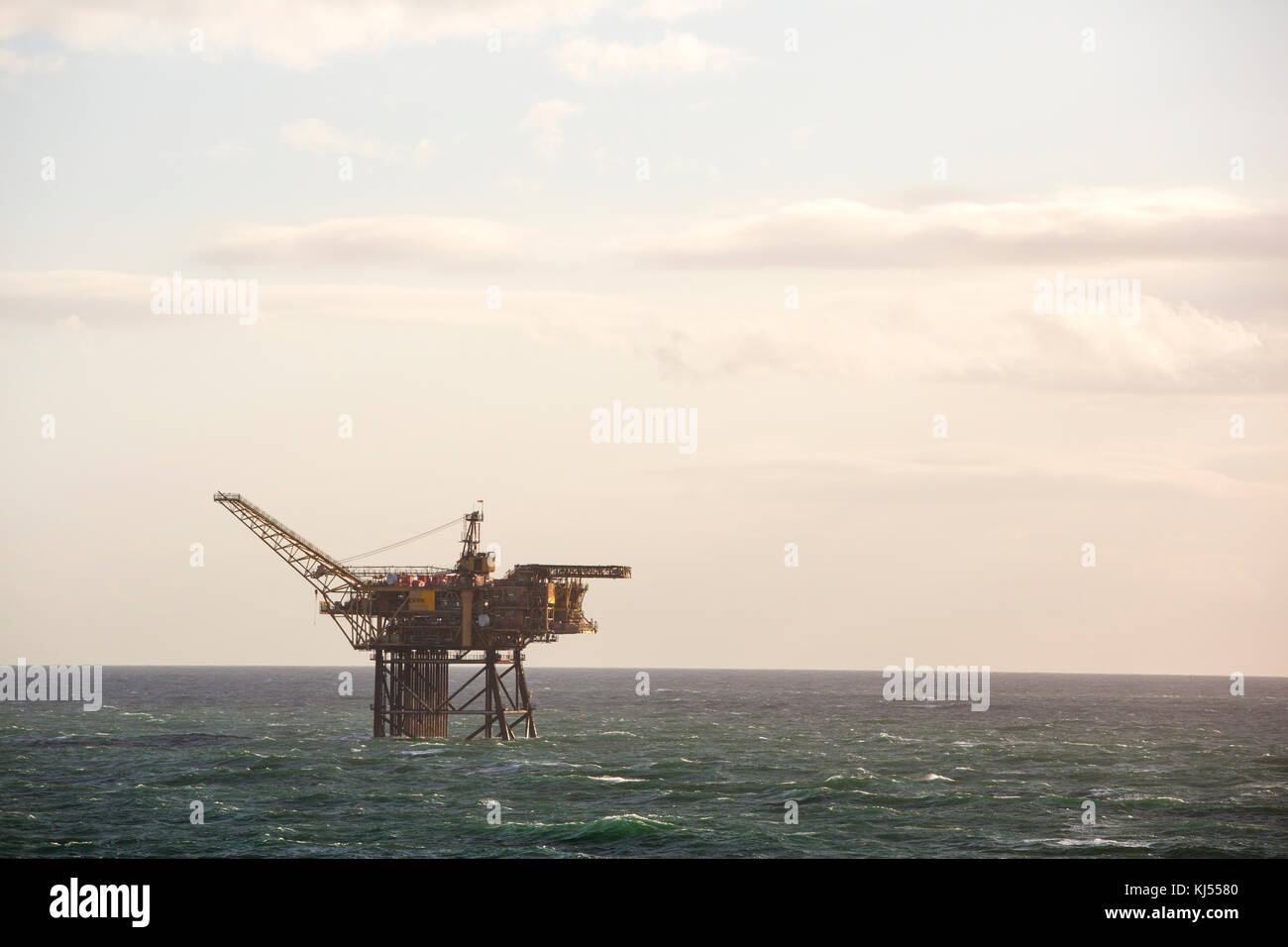 Bohrgeräte Bohrung für Gas in der Morecambe Bay Gasfeld, Irische See, UK. Stockfoto