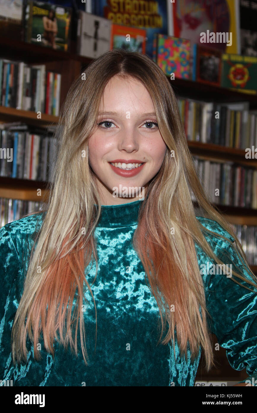 Lina larissa Strahl stellt neue Cd bei Rekord in Hamburg bietet Lina