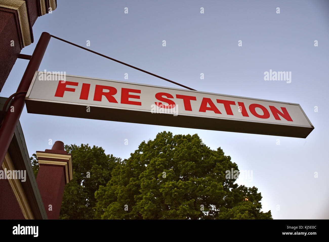 Feuerwache Zeichen außerhalb der Feuerwache am Glen Innes New South Wales Australien Stockfoto