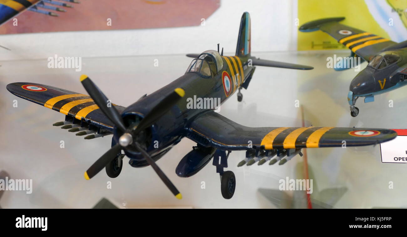 Modell der Französischen Marine F4U-7 Corsair Flottille 14, eine französische Fluggesellschaft während der Suezkrise eingesetzt. Vom 20. Jahrhundert Stockfoto