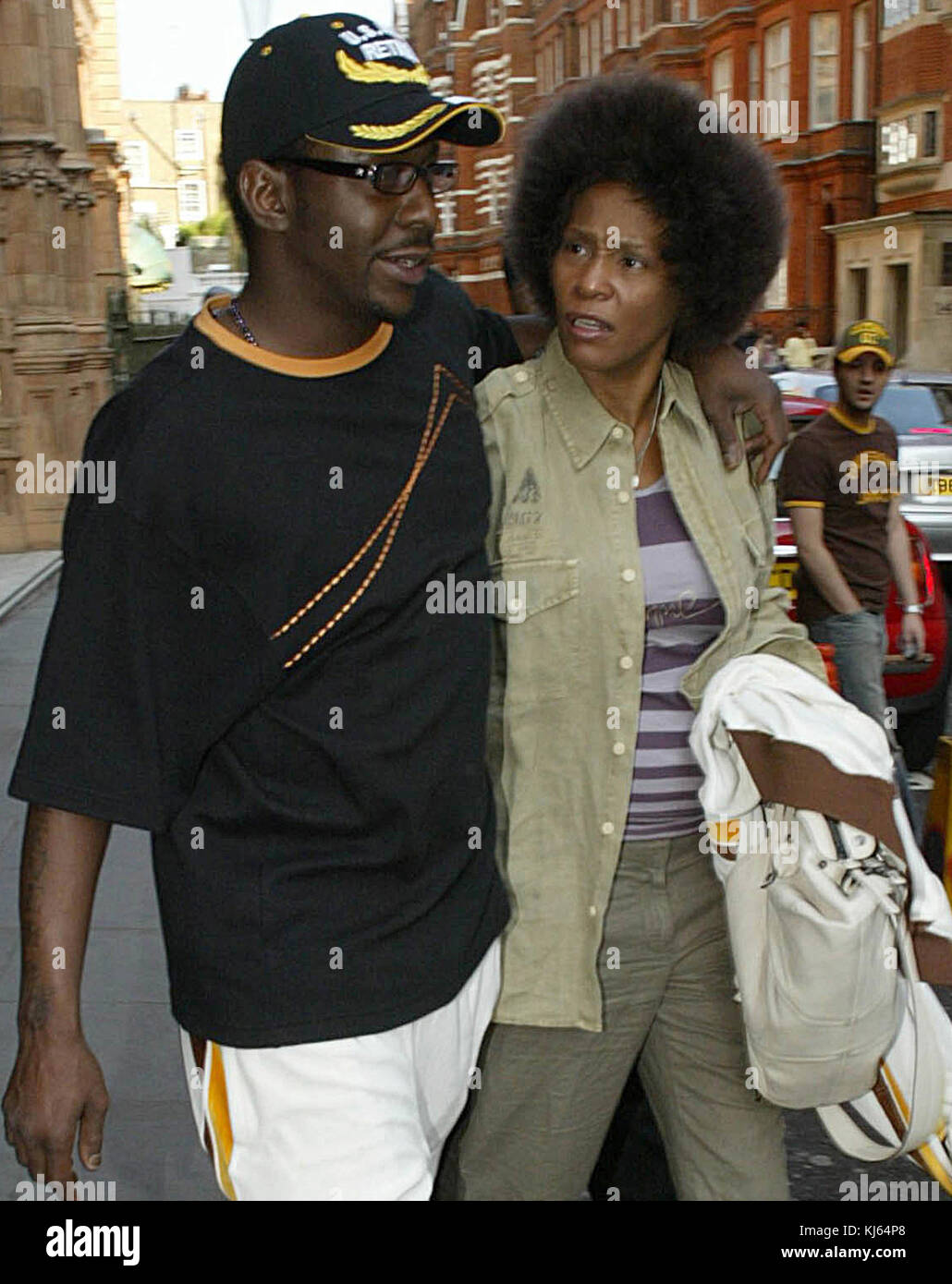 Roswell Ga Juli 26 Whitney Houston Und Bobby Brown Tochter Bobbi Kristina Braun Ist Gestorben Nachdem Sie Wurde Bewusstlos In Ihrer Badewanne Gefunden Wurde Wird Der 22 Jahrige Verbrachte Monate Im Krankenhaus