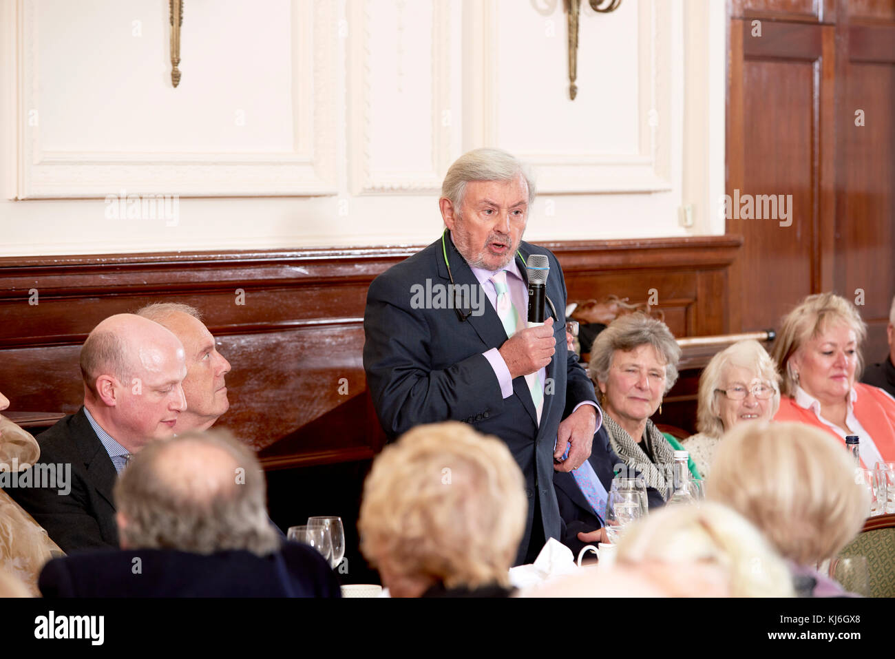 Donald Trelford, Oldie literarische Mittagessen 14-11-17 Stockfoto