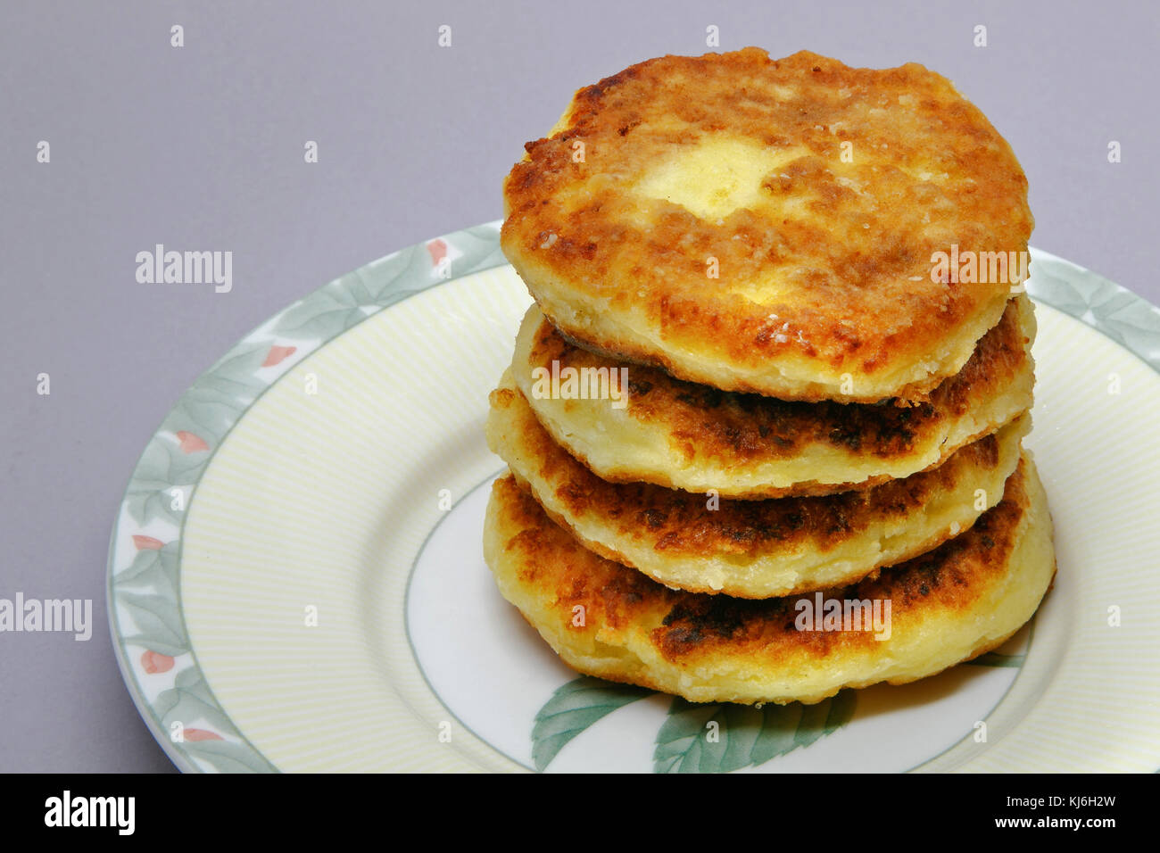 Russischen stil Quark Pfannkuchen. Stockfoto