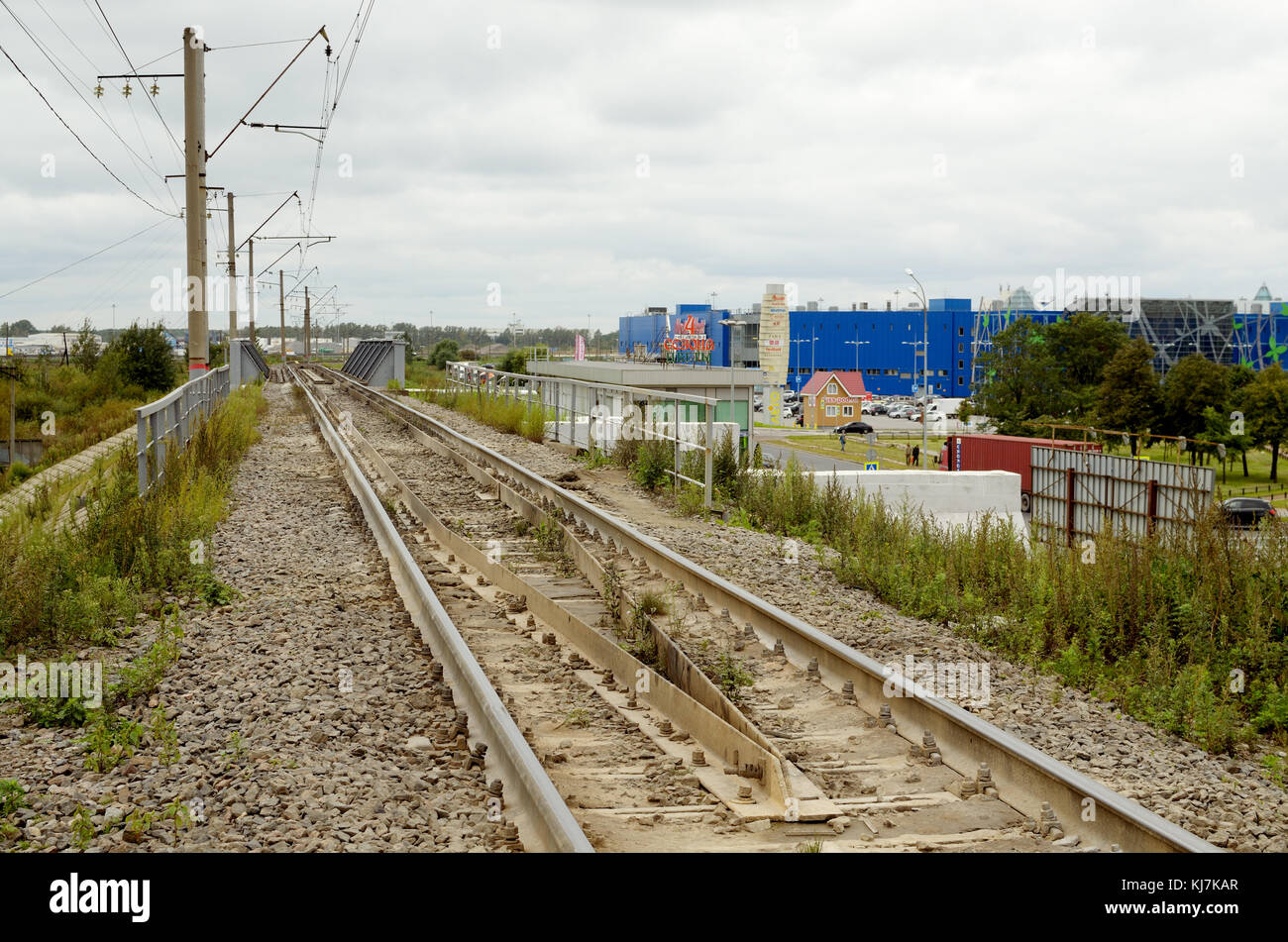 01.09.2016. Russland. saint-petersburg. Eine Eisenbahn für den Zug durch die Stadt. Stockfoto