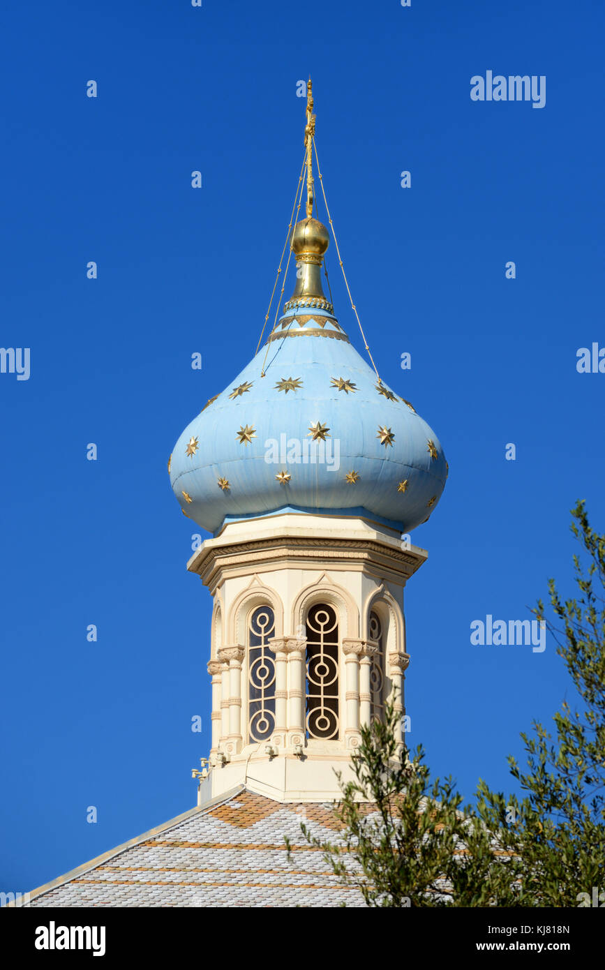 Zwiebelkuppel oder Zwiebelkuppel der Russisch-Orthodoxen Kirche, Cannes, Französische Riviera, Frankreich Stockfoto