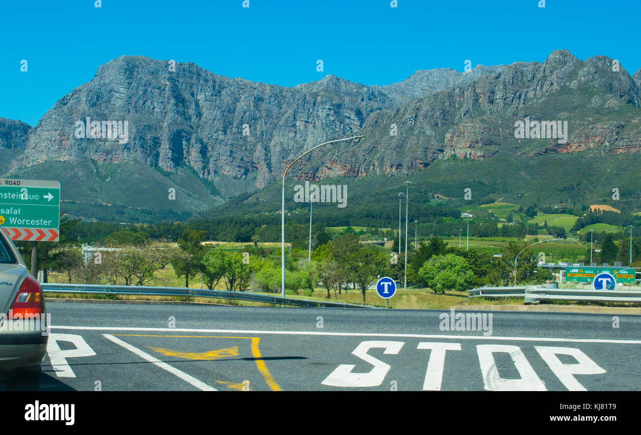 Reisen Sie durch die wunderschönen Berge und Weinland von Western Cape, Südafrika Stockfoto