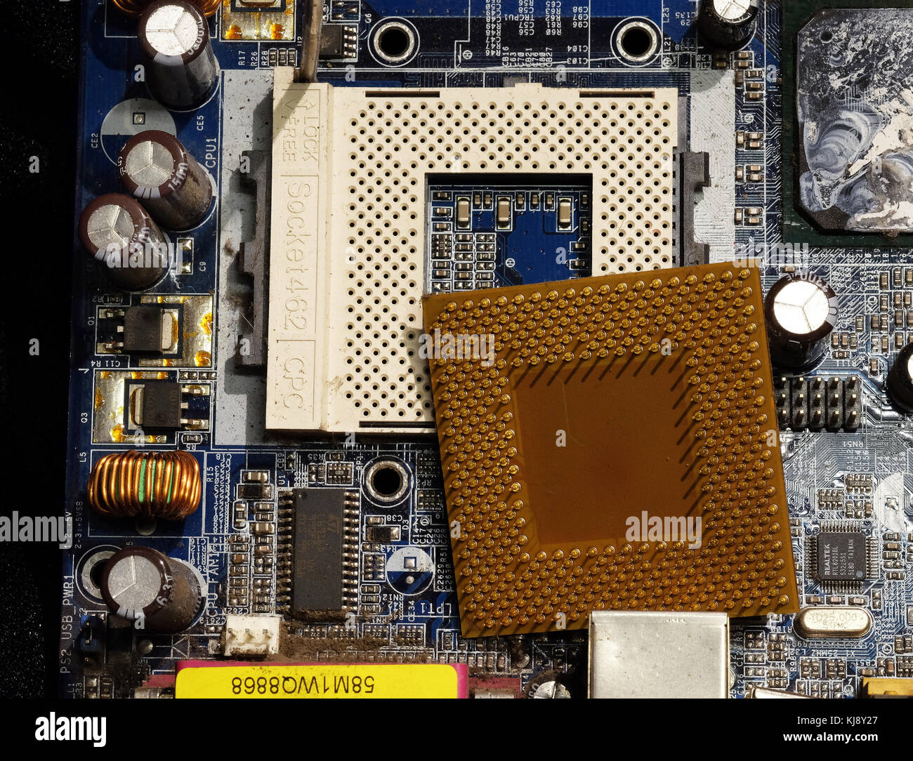 Computer Motherboard, CPU, Central Processing Unit Chip entfernt und Sockel Sockel. Stockfoto