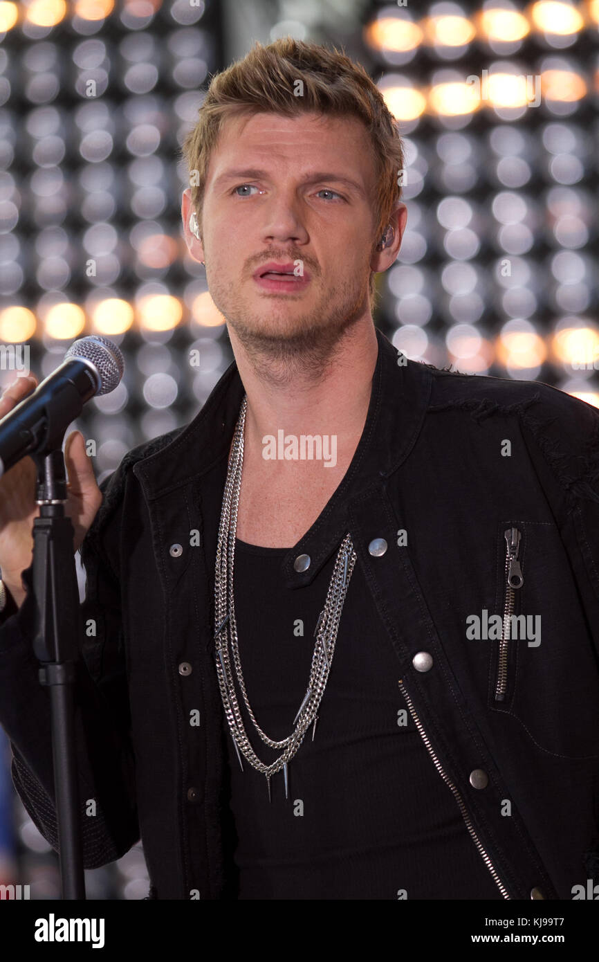 Sänger Nick Carter von den Backstreet Boys tritt am 3. Juni 2011 in New York City im Rockefeller Center auf NBC's "Today" auf. Stockfoto