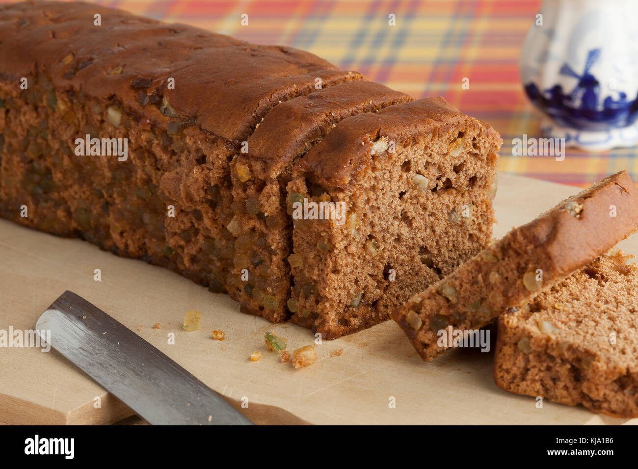 Typisch holländischen Spice Brot mit succade, Ingwer, Zimt, Muskat und ...