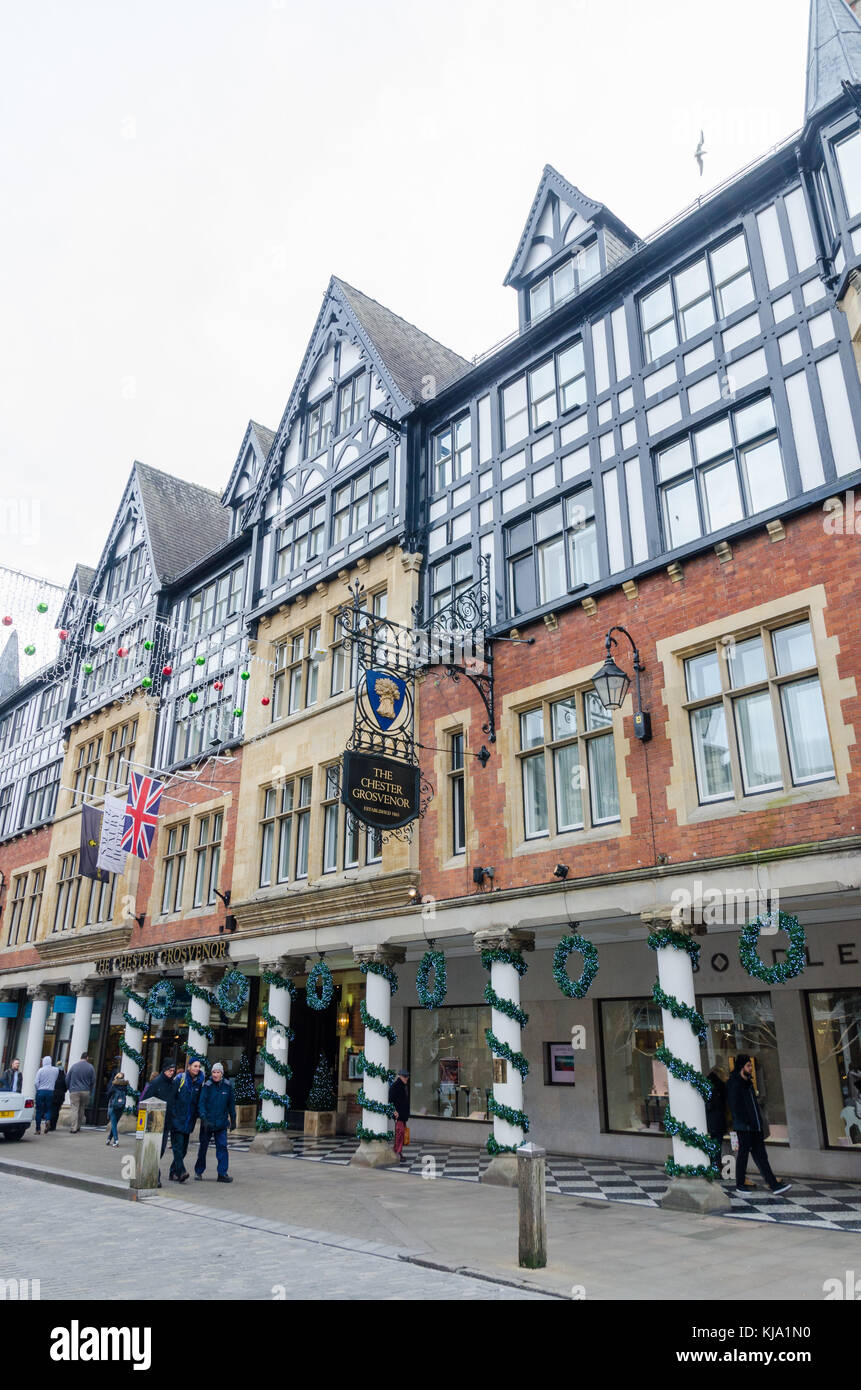 Die Chester Grosvenor Hotel in Eastgate Street, Chester, Großbritannien Stockfoto