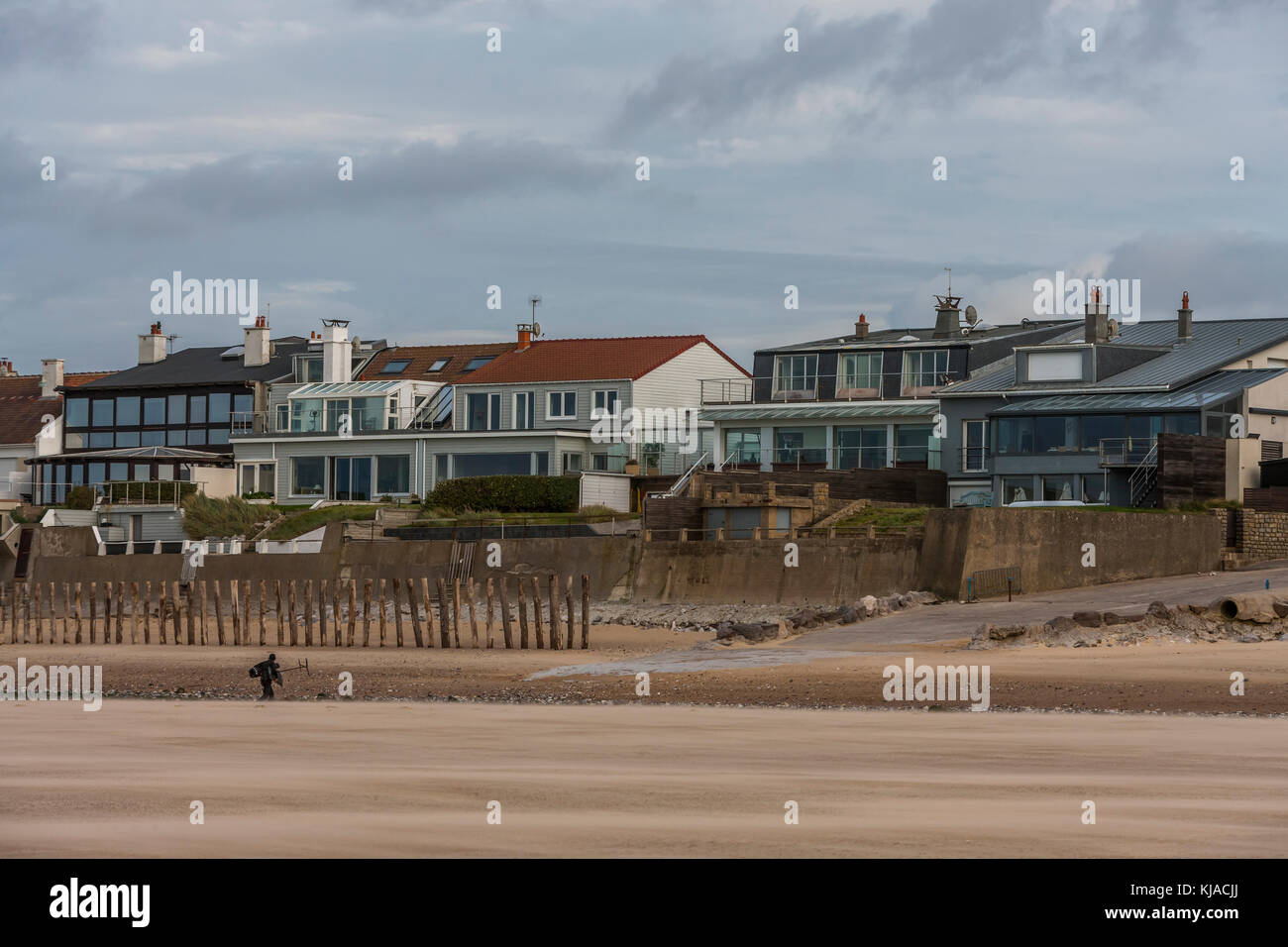 Einmal in den Nachrichten für Migration, die sich in Sangatte befinden, Pais de Calais ist eine ruhige französischen Küstenort mit Krieg Archäologie und gute Wassersport Strände. Stockfoto