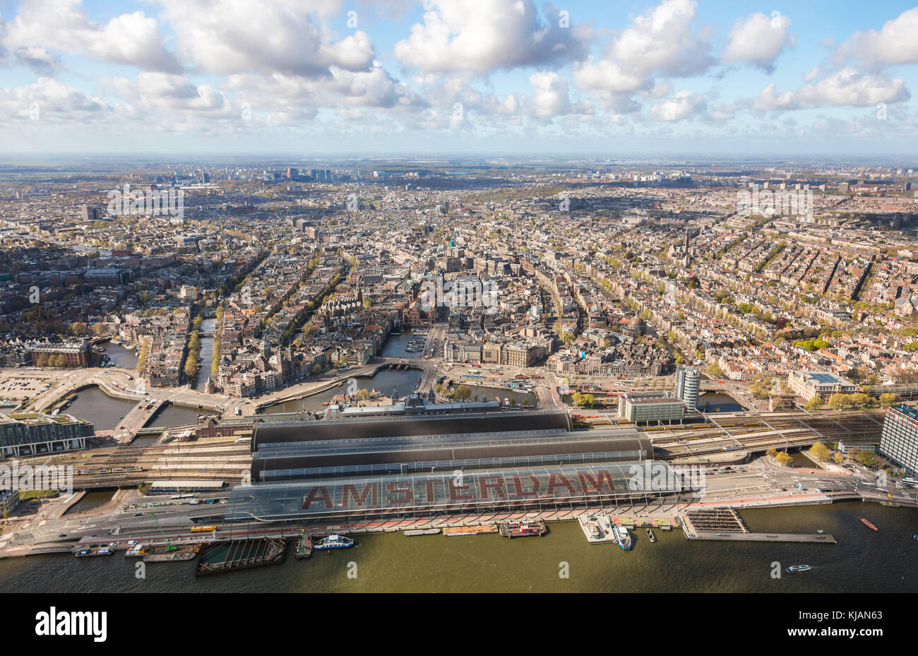 Luftbild der alten City Centre Amsterdam, Niederlande Stockfoto