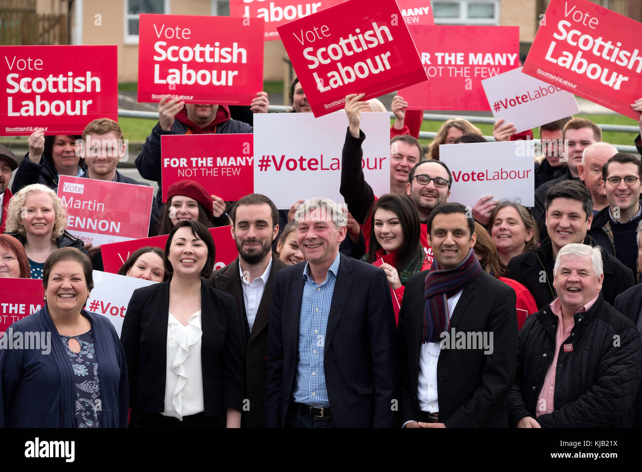 Richard Leonard feierte mit Parteiaktivisten und MSPs nach dem Gewinn des „Leadership“-Wettbewerbs der Scottish Labour Party, Stockfoto