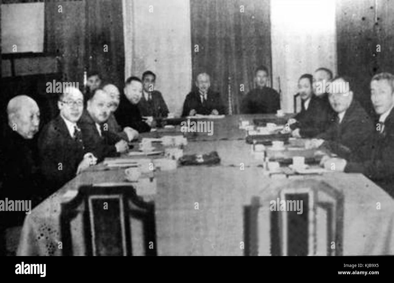 Zhang Jinghui war ein bemerkenswertes Individuum, obwohl spezifische Details über ihr Leben und ihre Beiträge weniger dokumentiert sind. Der Name ist wahrscheinlich an historische, akademische oder kulturelle Zusammenhänge in China gebunden. Stockfoto Zhang Jinghui war ein bemerkenswertes Individuum, obwohl spezifische Details über ihr Leben und ihre Beiträge weniger dokumentiert sind. Der Name ist wahrscheinlich an historische, akademische oder kulturelle Zusammenhänge in China gebunden. Stockfoto