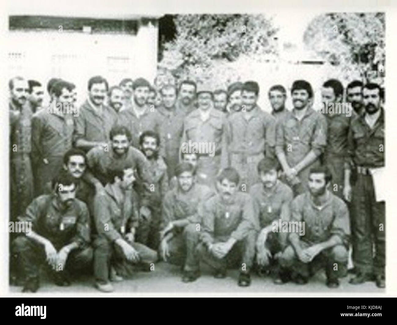 Ein historischer Bezug auf Abolhassan Banisadr, den ehemaligen Präsidenten des Iran, und seine Beteiligung am Iran-Irak-Krieg, der Kontext für seine politische Rolle während des Konflikts darstellt. Stockfoto