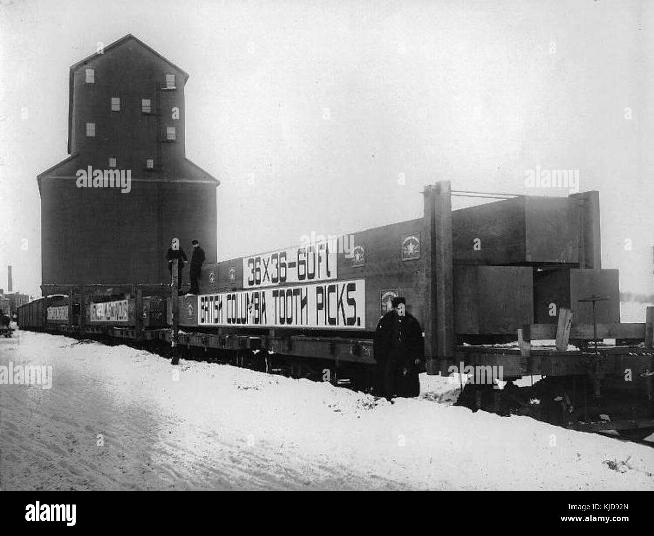 Ein Foto von 1892, das Zahnstocher zeigt, die in British Columbia hergestellt wurden. Dieses historische Bild zeigt den Herstellungsprozess eines gemeinsamen Produkts während des Zeitraums. Stockfoto