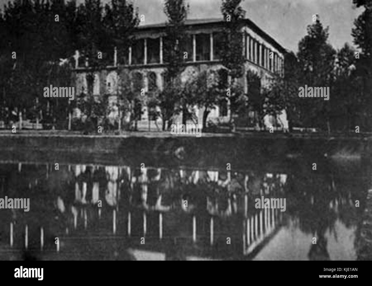 Der Palast Saltanatabad im Iran ist bekannt für seine historische Architektur und seine Bedeutung als königliche Residenz. Es war ein wichtiger kultureller und politischer Mittelpunkt in der Region. Stockfoto