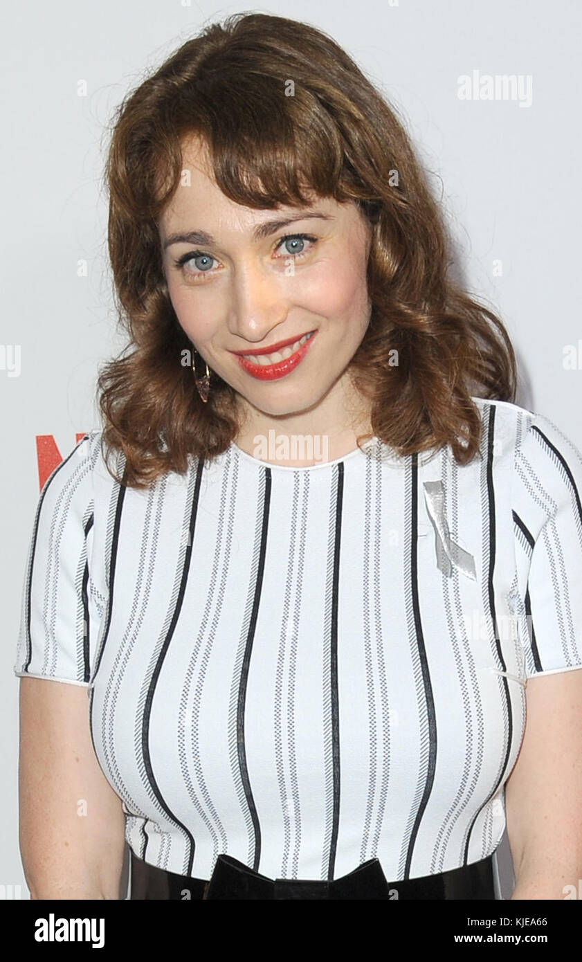 NEW YORK, NY – 16. JUNI: Regina Spektor nimmt am 16. Juni 2016 an der Premiere von Orange is the New Black im SVA Theater in New York City Teil Stockfoto