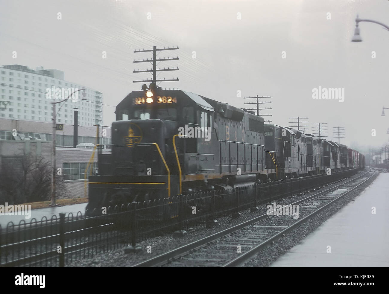 B&O 3824 (GP 38), Silver Springs, MD am 19. Januar 1969 (21903371393) Stockfoto