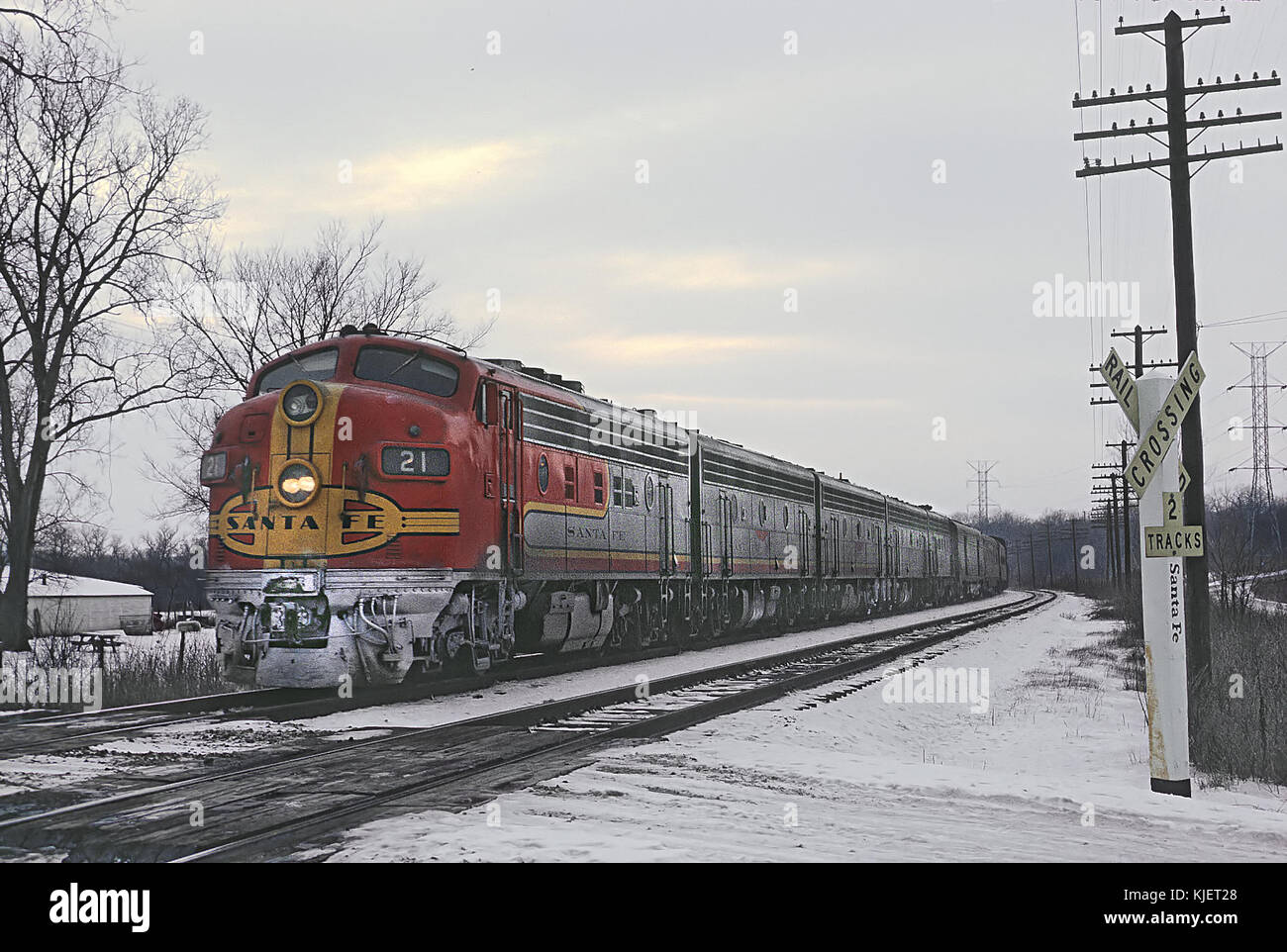 Sfrd 21 L F3A mit dem Zug 2, die San Francisco Chief zwischen Willow Springs, IL und Lemont, IL auf die einzige Strecke von sfrd Track in DuPage County am 2. Januar 1967 (22692932325) Stockfoto