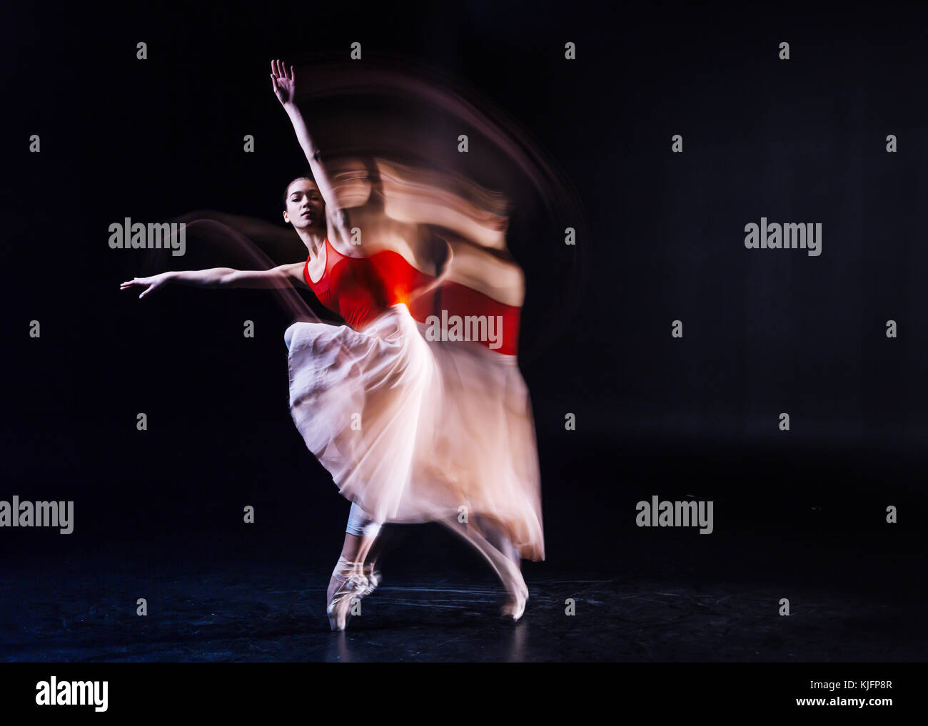 Schöne schöne Frau tanzen Stockfoto