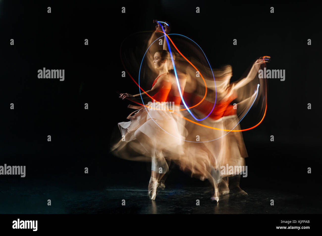 Attraktive gnädige Frau üben Stockfoto