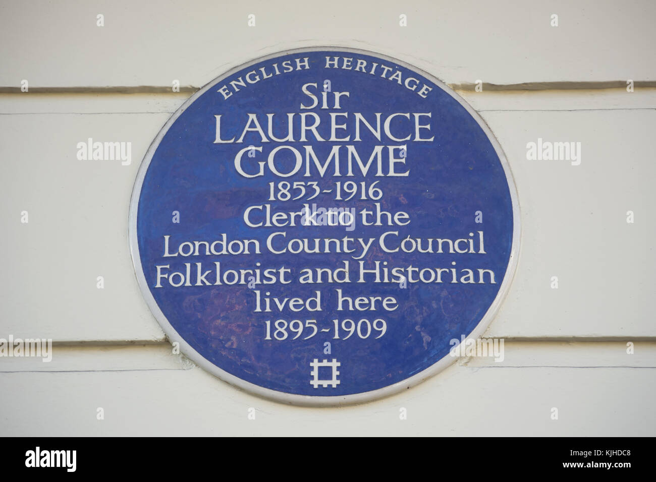 English Heritage Blue Plaque Kennzeichnung ein Haus von Sir laurence Gomme, Clerk des London County Council, Volkskundler und Historiker Stockfoto