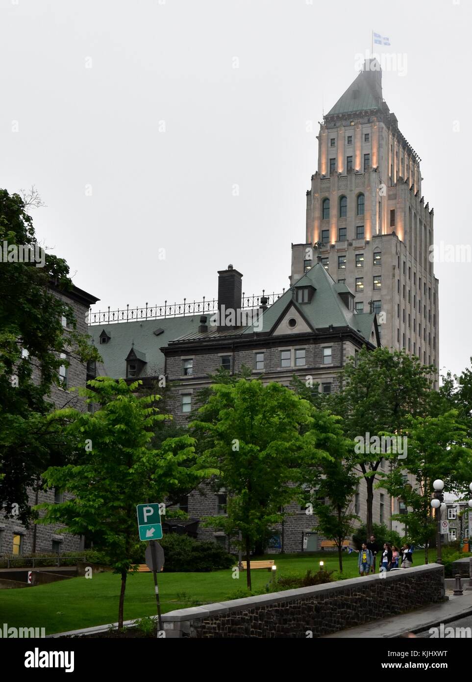 Am frühen Abend in Quebec City, Quebec, Kanada in einem wunderschönen, alten Gebäude. Stockfoto